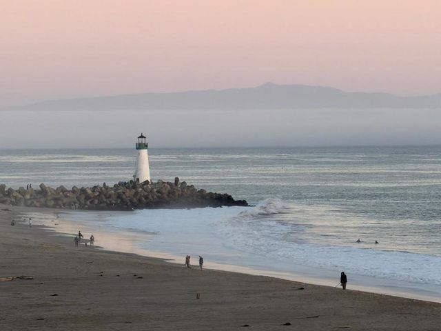 1130 E Cliff Drive, Santa Cruz, CA 95062