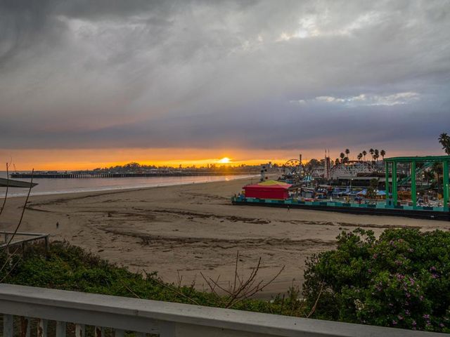 1130 E Cliff Drive, Santa Cruz, CA 95062