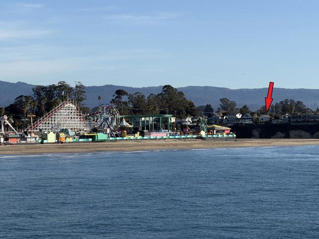 1130 E Cliff Drive, Santa Cruz, CA 95062