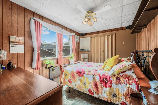 284 AKA 11 Tompkins Avenue, Yonkers, NY 10710