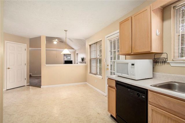 4103 Kingship Drive, Ellenwood, GA 30294