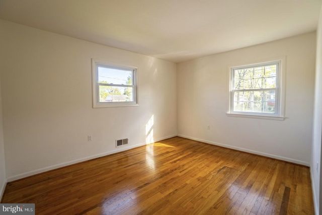 13911 CASTAWAY DR, Rockville, MD 20853