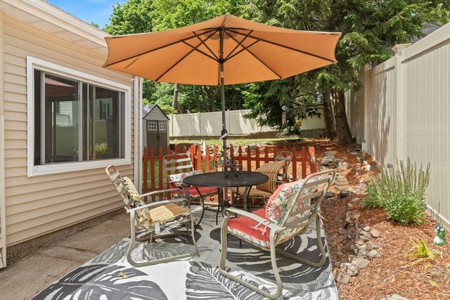 27 Woodside, Salem, MA 01970
