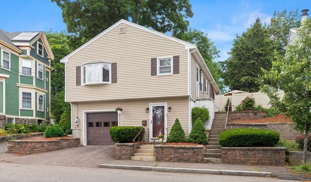 27 Woodside, Salem, MA 01970