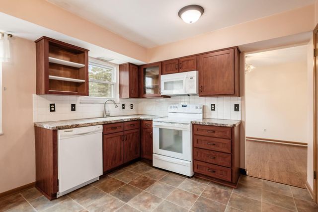 1242 Bradshire Drive, Columbus, OH 43220