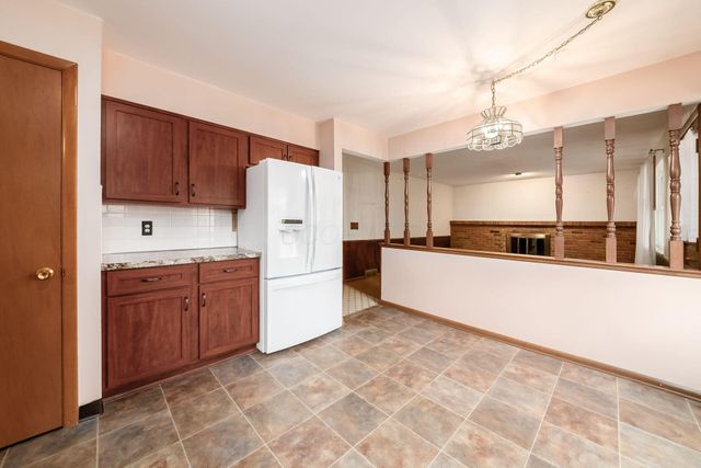 1242 Bradshire Drive, Columbus, OH 43220