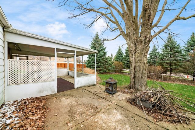 1242 Bradshire Drive, Columbus, OH 43220