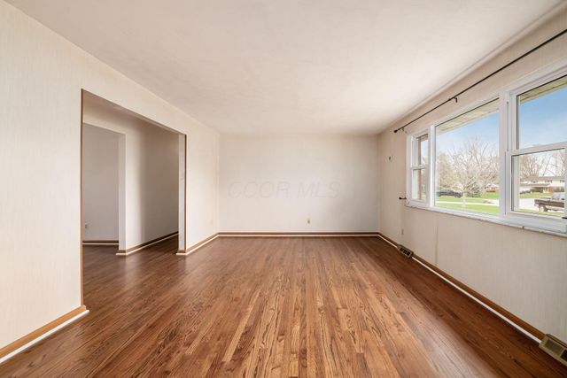 1242 Bradshire Drive, Columbus, OH 43220