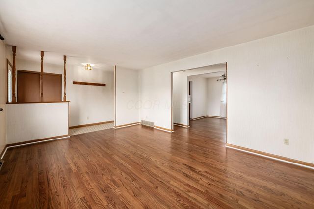 1242 Bradshire Drive, Columbus, OH 43220