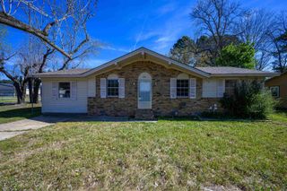 611 W Barnett Street, Kensett, AR 72082