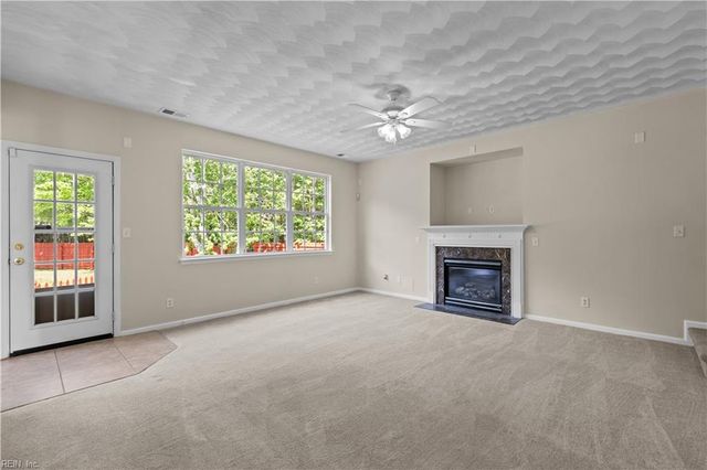 1400 Flyfisher CT, Virginia Beach, VA 23456