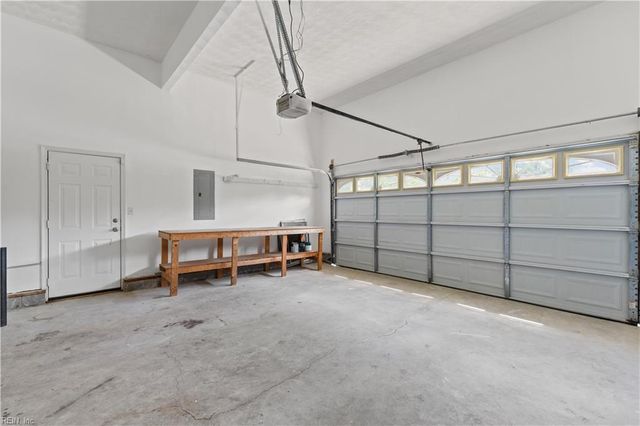 1400 Flyfisher CT, Virginia Beach, VA 23456