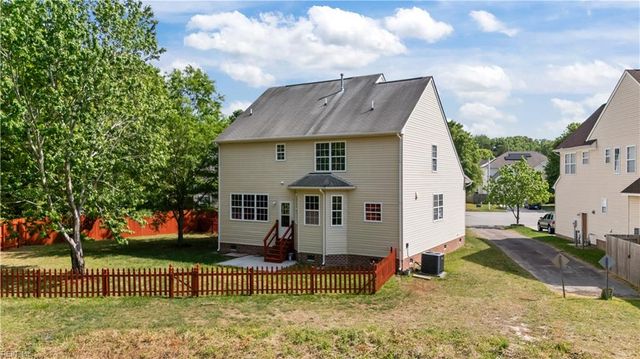 1400 Flyfisher CT, Virginia Beach, VA 23456