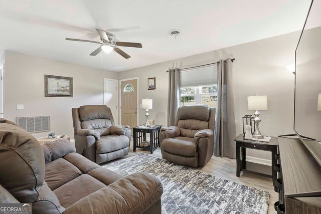 168 Glover Circle, Newnan, GA 30263