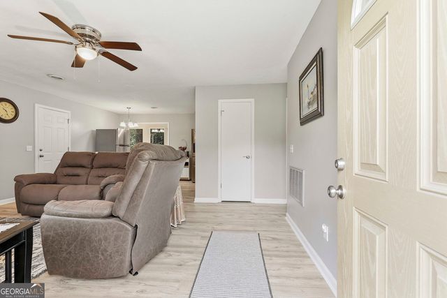168 Glover Circle, Newnan, GA 30263