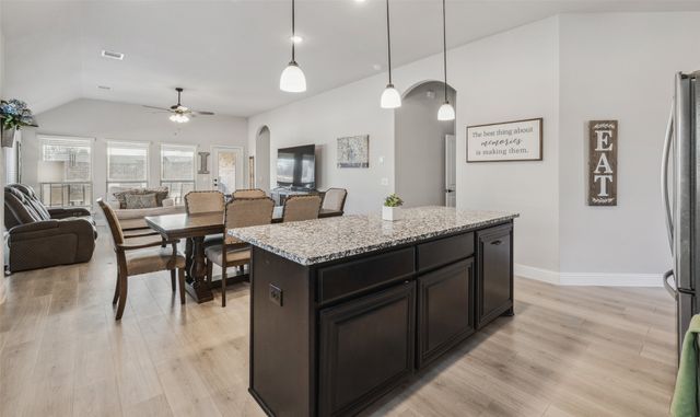 3224 Rosewood Drive, Glenn Heights, TX 75154