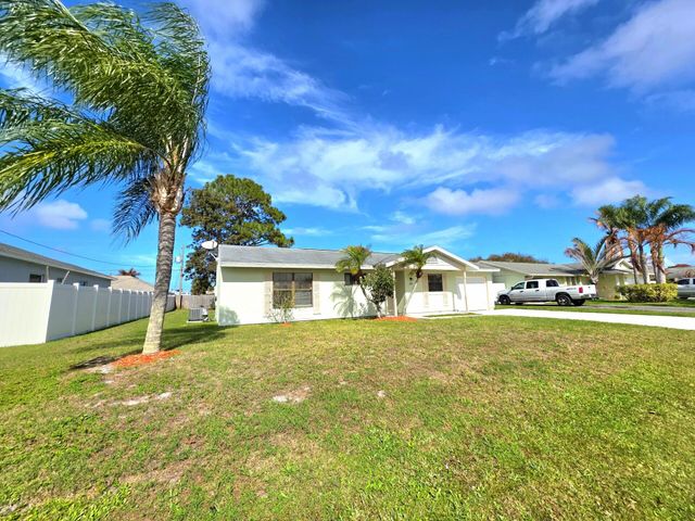 2197 SE Genoa, Port St Lucie, FL 34952