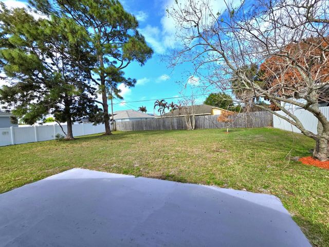 2197 SE Genoa, Port St Lucie, FL 34952