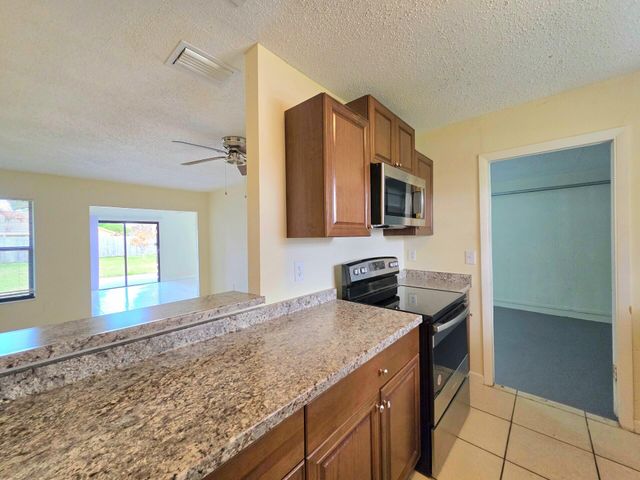 2197 SE Genoa, Port St Lucie, FL 34952