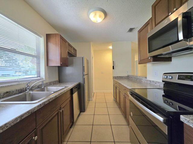 2197 SE Genoa, Port St Lucie, FL 34952