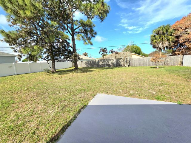 2197 SE Genoa, Port St Lucie, FL 34952