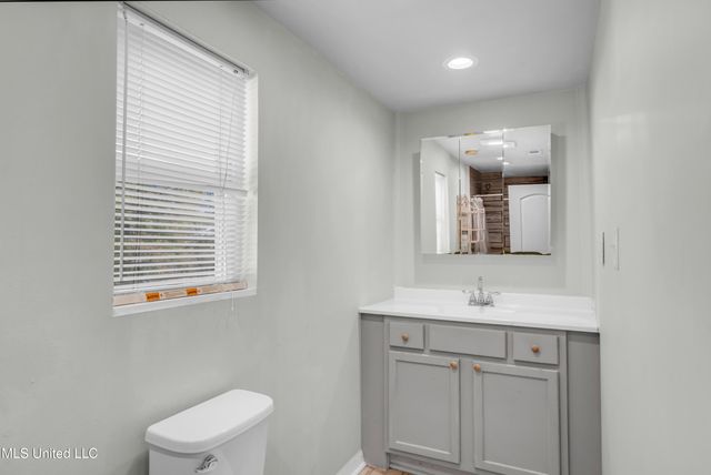 5020 Hawk Street, Bay Saint Louis, MS 39520
