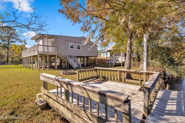 5020 Hawk Street, Bay Saint Louis, MS 39520