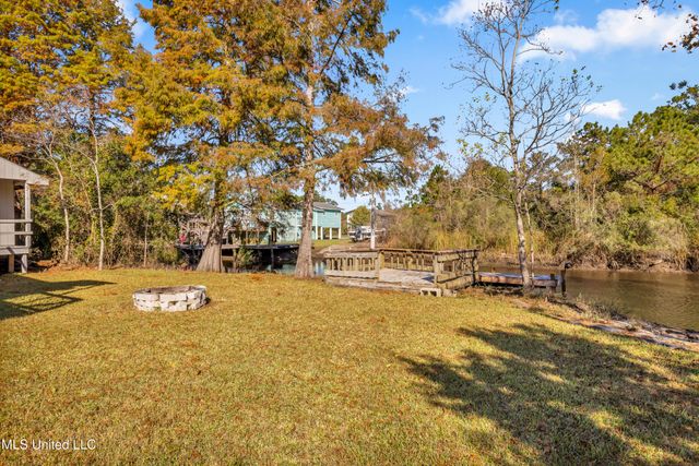 5020 Hawk Street, Bay Saint Louis, MS 39520