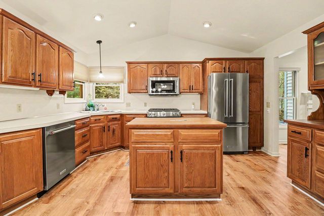 1515 W River Road, Laketon Twp, MI 49445