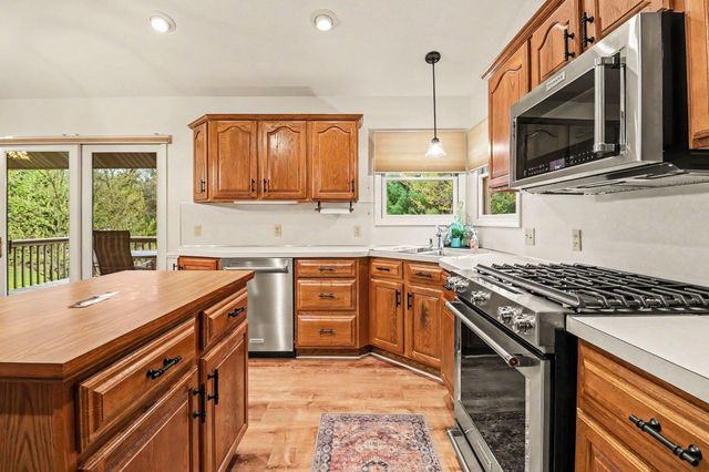 1515 W River Road, Laketon Twp, MI 49445