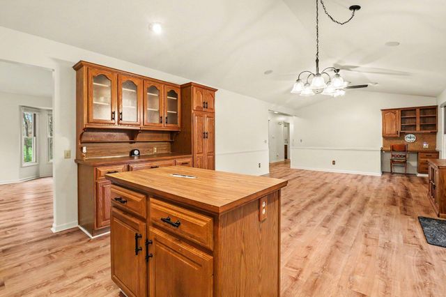 1515 W River Road, Laketon Twp, MI 49445