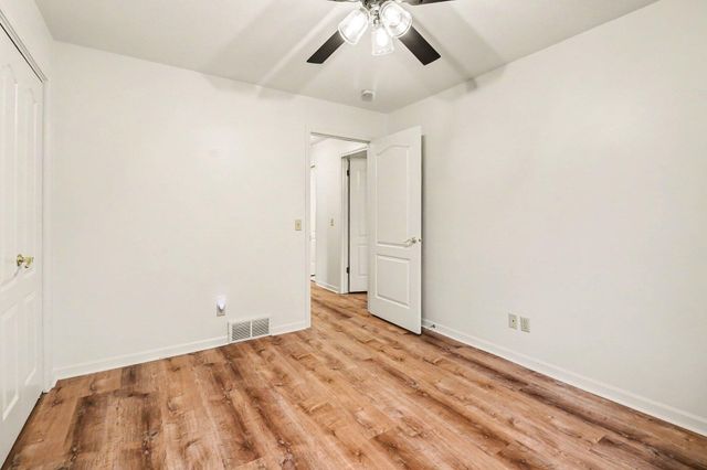 1515 W River Road, Laketon Twp, MI 49445