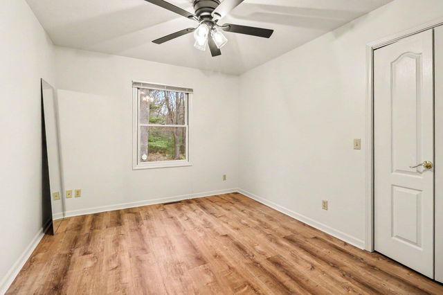 1515 W River Road, Laketon Twp, MI 49445