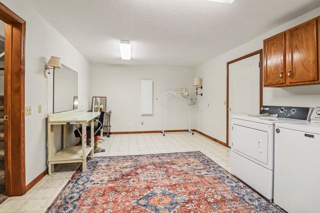 1515 W River Road, Laketon Twp, MI 49445