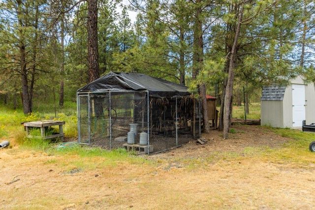 21517 W Cameron Rd, Cheney, WA 99004