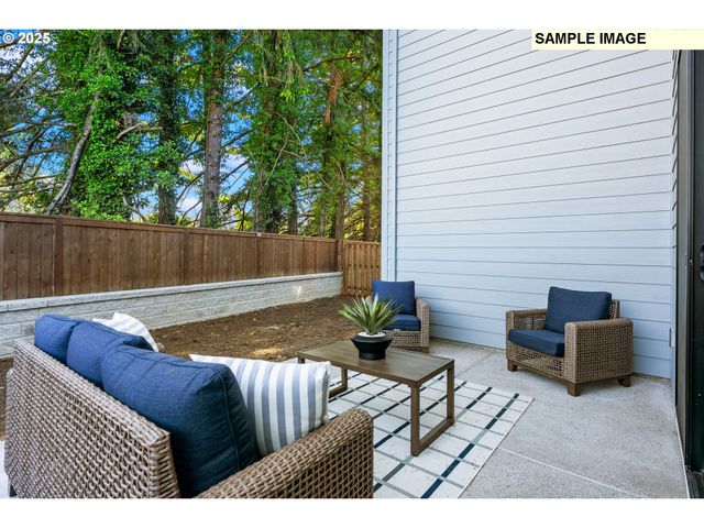 16100 Nw NEWBERRY Ln L84, Portland, OR 97229