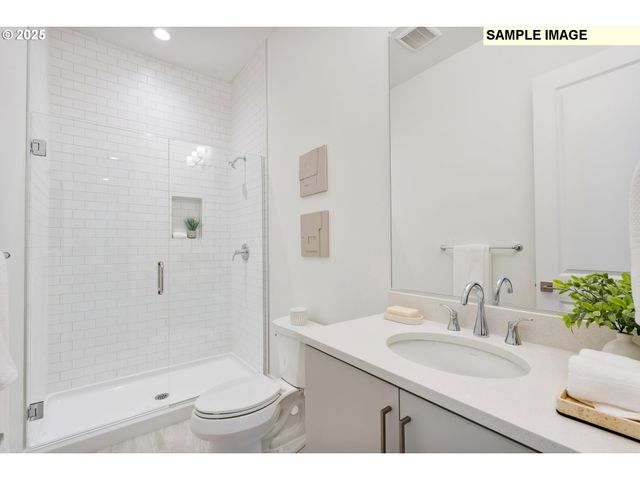 16100 Nw NEWBERRY Ln L84, Portland, OR 97229