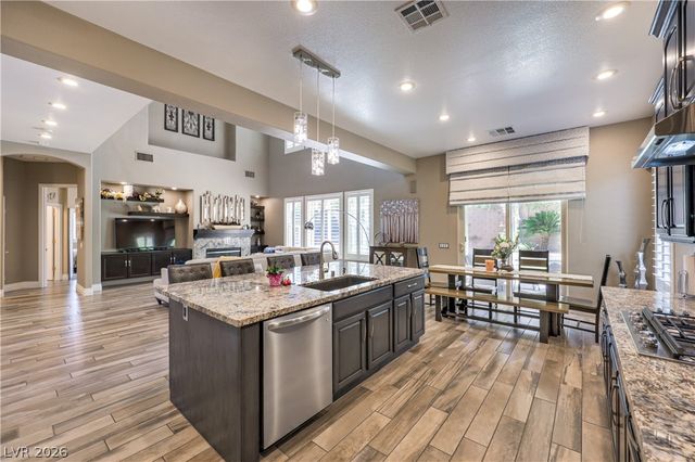 10623 Eagle Nest Street, Las Vegas, NV 89141