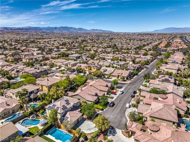 10623 Eagle Nest Street, Las Vegas, NV 89141