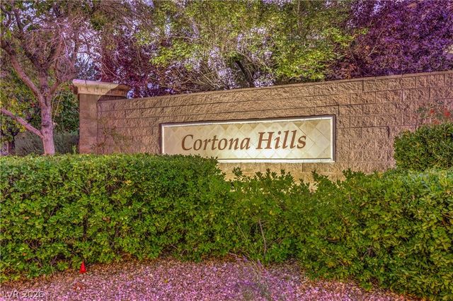 10623 Eagle Nest Street, Las Vegas, NV 89141
