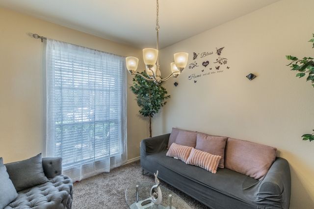 2001 Lake Pine Drive, Little Elm, TX 75068