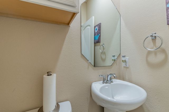 2001 Lake Pine Drive, Little Elm, TX 75068