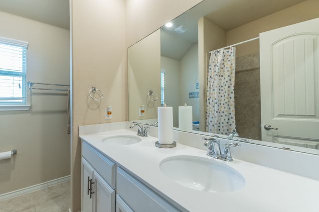 2001 Lake Pine Drive, Little Elm, TX 75068