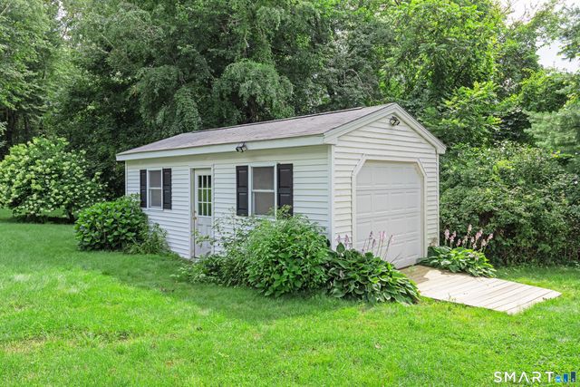 124 Chestnut Tree Hill Road Extension, Oxford, CT 06478