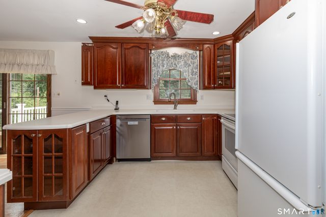 124 Chestnut Tree Hill Road Extension, Oxford, CT 06478