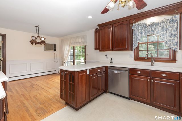 124 Chestnut Tree Hill Road Extension, Oxford, CT 06478