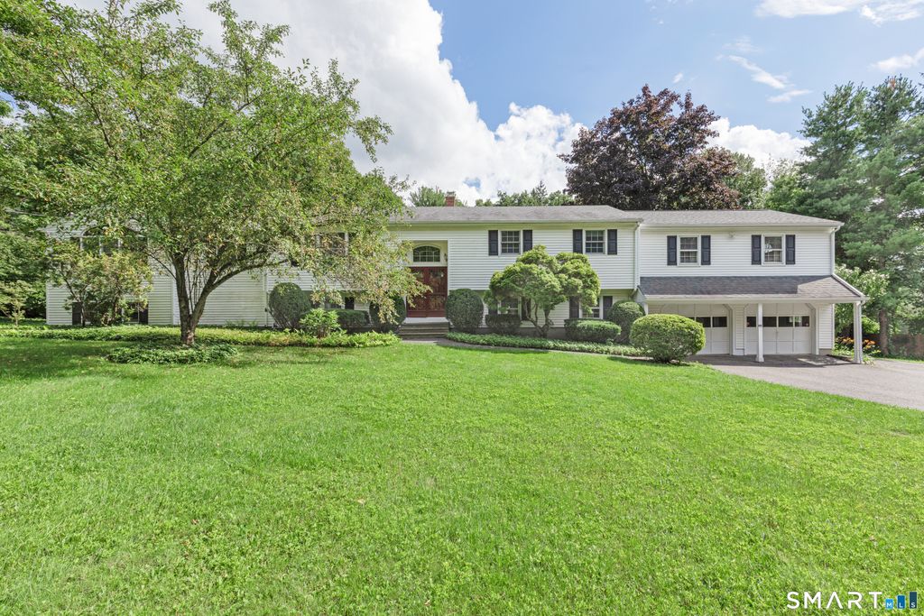 124 Chestnut Tree Hill Road Extension, Oxford, CT 06478