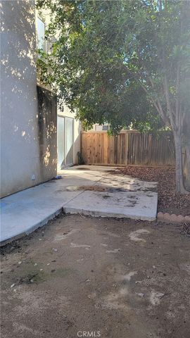 868 Pathfinder Way, Corona, CA 92878