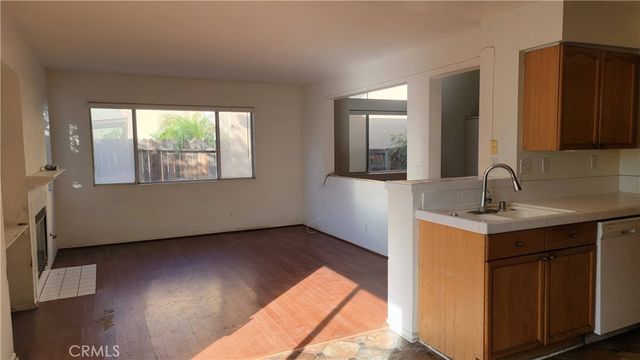 868 Pathfinder Way, Corona, CA 92878