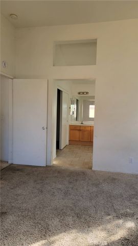 868 Pathfinder Way, Corona, CA 92878